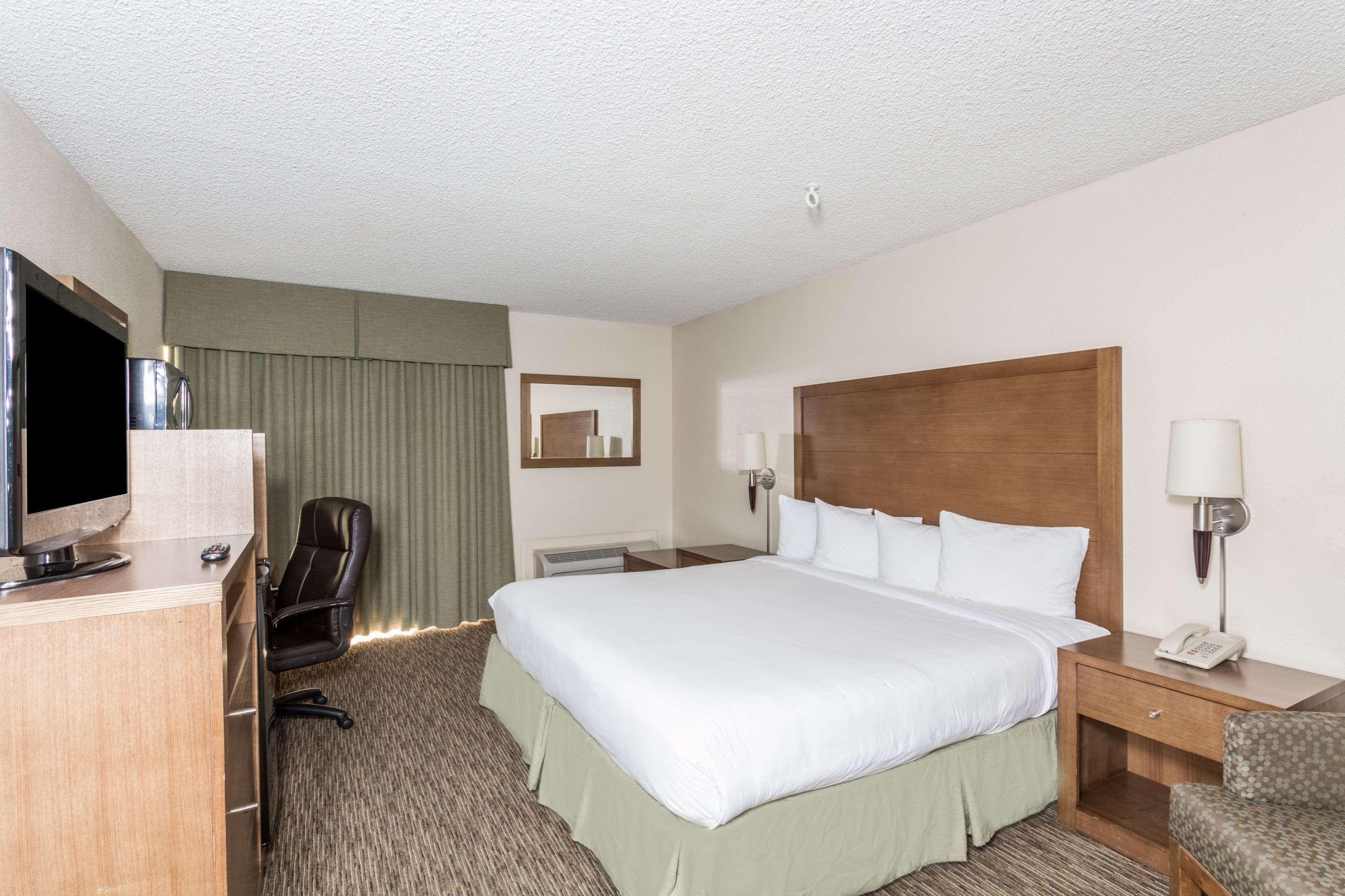 Days Hotel By Wyndham Peoria Glendale Area Eksteriør billede