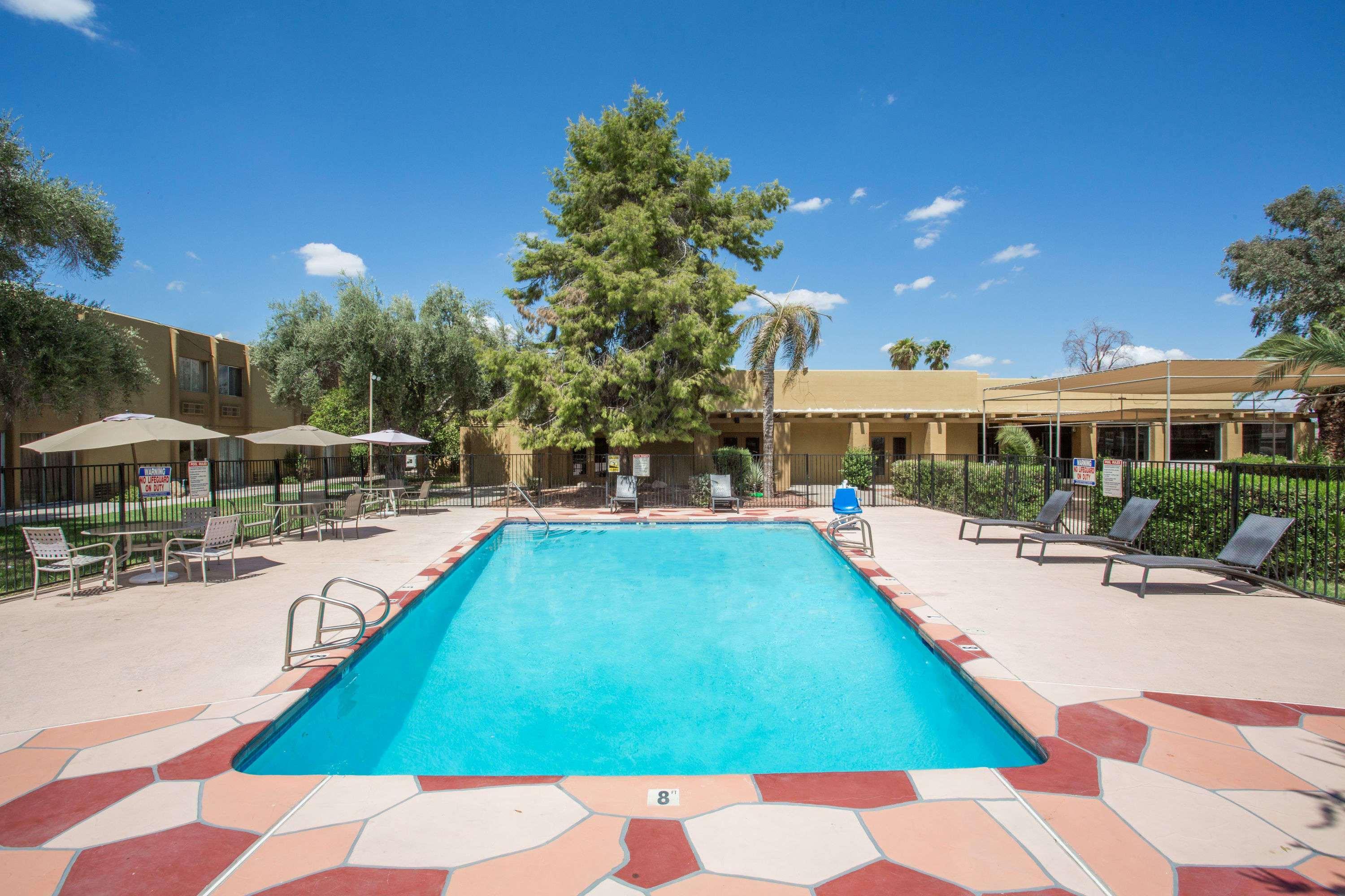 Days Hotel By Wyndham Peoria Glendale Area Eksteriør billede